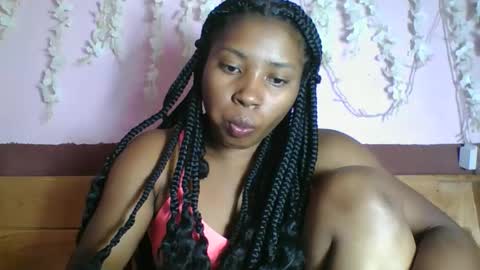 asmiraa online show from 9, 5, 2026