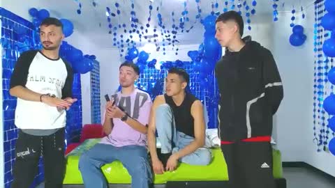 THOMAS AND DAMIAND online show from 28, 12, 2024