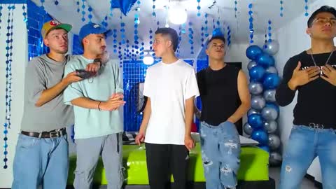 THOMAS AND DAMIAND online show from 6, 2, 2025