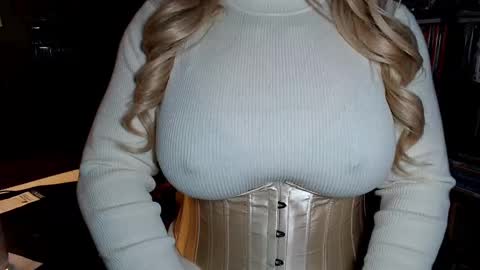 Aspen Vale online show from 23, 11, 2025