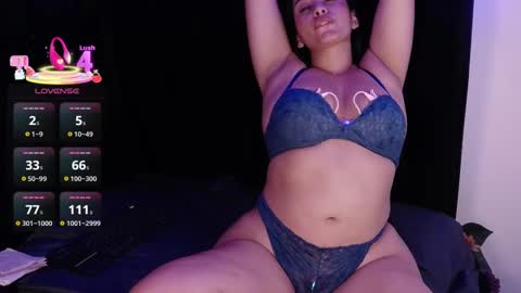 Snapshot of aspenruss chatting on 9, 3, 2025 online show from 9, 3, 2025