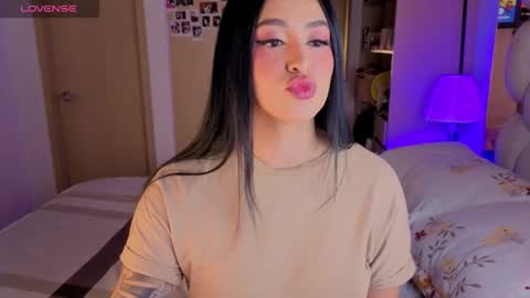 Snapshot of asshley__ chatting on 12, 9, 2025 Ashley online show from 12, 9, 2025