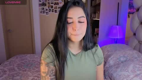 Snapshot of asshley__ chatting on 11, 10, 2025 Ashley online show from 11, 10, 2025