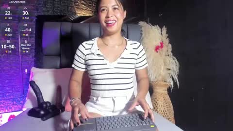 Nahomi  online show from 10, 5, 2026