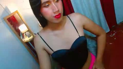 Nathalie online show from 28, 1, 2025