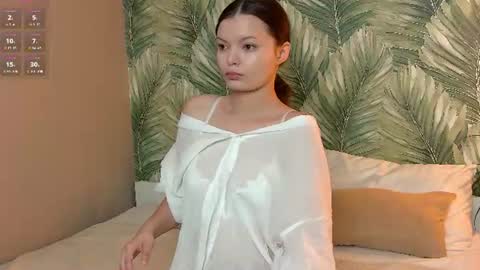 Aster Quinn online show from 16, 6, 2026