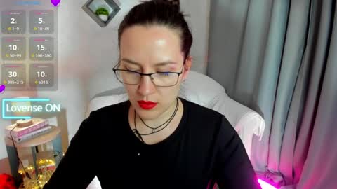 Snapshot of asti_bubbles chatting on 17, 5, 2026 Asti online show from 17, 5, 2026