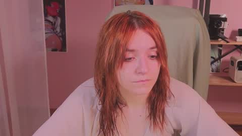 Snapshot of astra_lis chatting on 16, 10, 2025 Astra online show from 16, 10, 2025