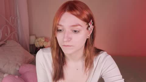 Snapshot of astra_lis chatting on 21, 10, 2025 Astra online show from 21, 10, 2025