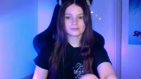 Snapshot of astradream_ chatting on 10, 2, 2026 astradream_ online show from 10, 2, 2026