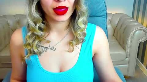 Snapshot of astraluxe_ chatting on 21, 2, 2025 Asta online show from 21, 2, 2025