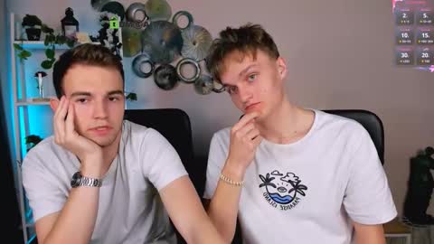 Snapshot of astren_villo chatting on 17, 3, 2026 astren online show from 17, 3, 2026