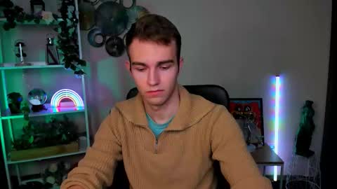 Snapshot of astren_villo chatting on 24, 3, 2026 astren online show from 24, 3, 2026