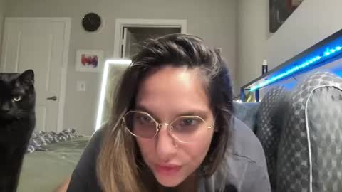 Snapshot of astro_n_tati chatting on 23, 9, 2025 astro_n_tati online show from 23, 9, 2025