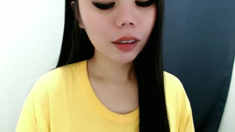 Snapshot of asuna_charming chatting on 27, 2, 2026 asuna_charming online show from 27, 2, 2026