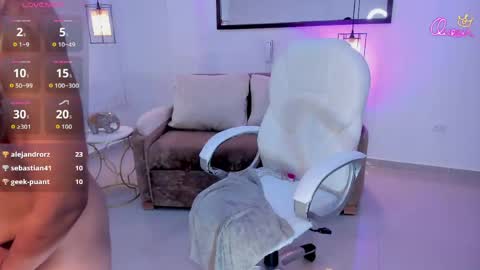 Snapshot of asura_love chatting on 15, 4, 2026 asura_love online show from 15, 4, 2026