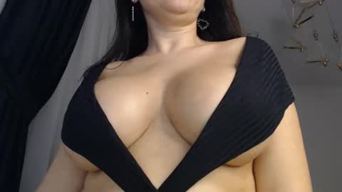 Assya   online show from 6, 1, 2025