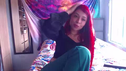Snapshot of atena_messy chatting on 20, 10, 2025 atena messy online show from 20, 10, 2025