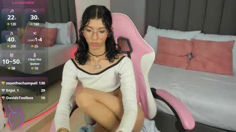 Atenea online show from 6, 12, 2024