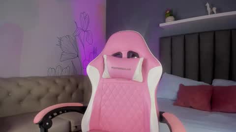 Atenea online show from 25, 11, 2025