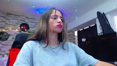 Snapshot of ateneasairce chatting on 18, 1, 2025 Atenea online show from 18, 1, 2025