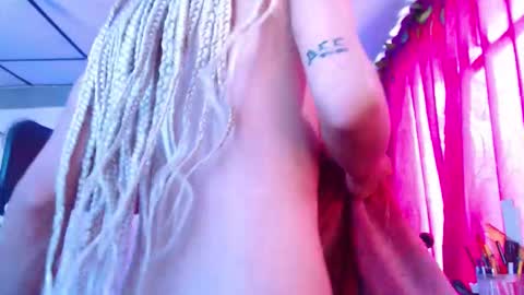 Snapshot of ateneasairce chatting on 23, 9, 2025 Atenea online show from 23, 9, 2025