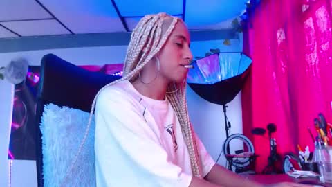 Snapshot of ateneasairce chatting on 24, 9, 2025 Atenea online show from 24, 9, 2025