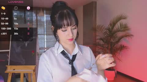 Atenea  online show from 2, 1, 2025