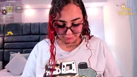 Snapshot of atennea_diiossa chatting on 23, 10, 2025 Atennea Diiossa online show from 23, 10, 2025