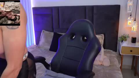 athenearusell online show from 28, 10, 2025