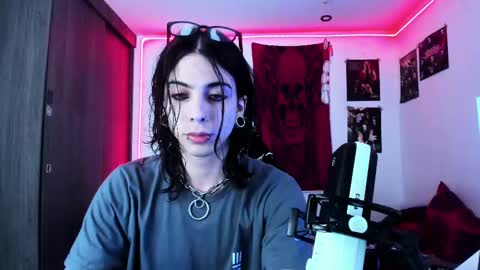 Snapshot of atheneoo_ chatting on 14, 10, 2025 athenauwu online show from 14, 10, 2025