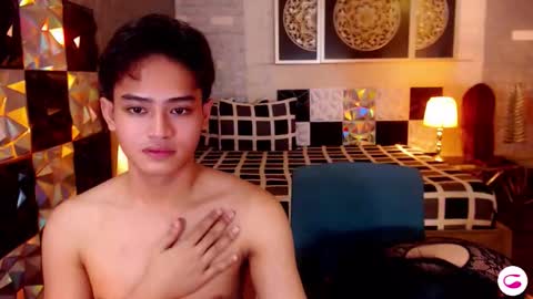 Snapshot of athisamoore chatting on 24, 11, 2025 athisamoore online show from 24, 11, 2025