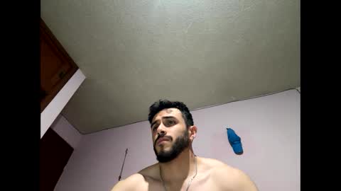 Snapshot of athlete_boy22 chatting on 28, 9, 2025 Atlas online show from 28, 9, 2025