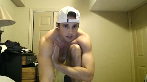 Snapshot of athleteguy55555 chatting on 31, 12, 2024 tommycb55555 online show from 31, 12, 2024