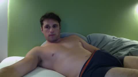 Snapshot of athleteguy55555 chatting on 30, 1, 2025 tommycb55555 online show from 30, 1, 2025
