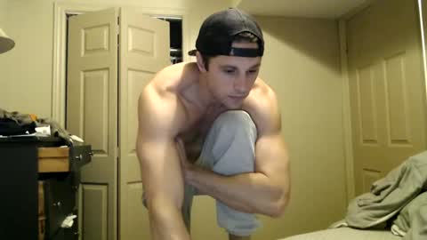 Snapshot of athleteguy55555 chatting on 3, 3, 2025 tommycb55555 online show from 3, 3, 2025