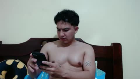 Snapshot of athleticboy2026 chatting on 29, 5, 2026 Robin online show from 29, 5, 2026