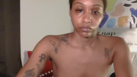 Snapshot of atirahcali chatting on 21, 12, 2025 AtirahCali online show from 21, 12, 2025