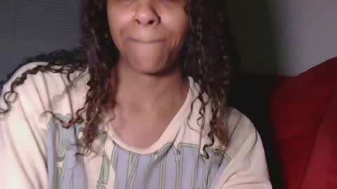 Snapshot of atirahcali chatting on 27, 4, 2026 AtirahCali online show from 27, 4, 2026