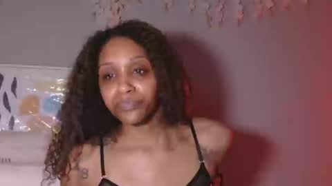 Snapshot of atirahcali chatting on 11, 5, 2026 AtirahCali online show from 11, 5, 2026