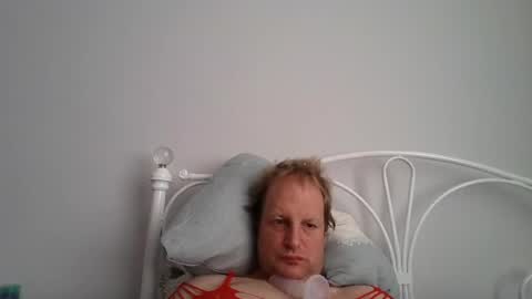yoursissy online show from 30, 6, 2026