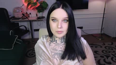 online every day between 10am-23pm online show from 17, 5, 2026