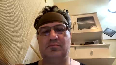 Snapshot of atozzzz chatting on 12, 10, 2025 atozzzz online show from 12, 10, 2025