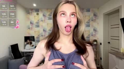 Snapshot of audiedelorbe chatting on 4, 4, 2026 Jolyn online show from 4, 4, 2026