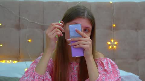 Audrey online show from 28, 12, 2024