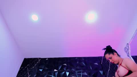 Audrey Hayworth online show from 8, 2, 2026