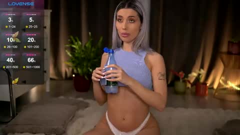 Isabella online show from 12, 5, 2026