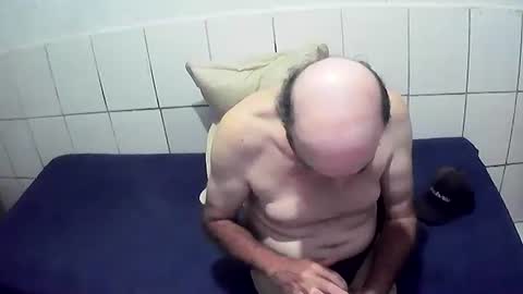 Snapshot of augustopierdona26 chatting on 16, 3, 2026 cesar augusto online show from 16, 3, 2026