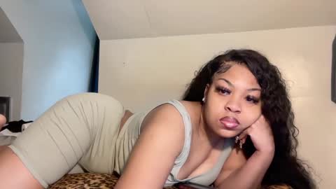 aunyxxx online show from 1, 1, 2025
