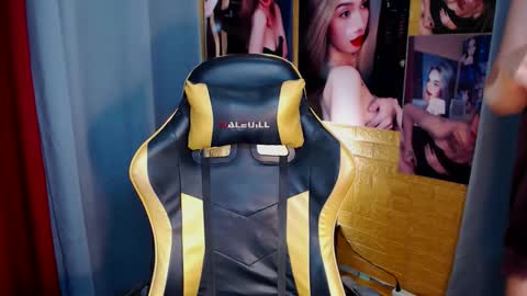 Miss awra online show from 28, 9, 2025